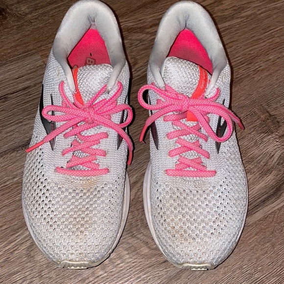 Brooks Revel 2 Running shoes size-7.5M - Picture 1 of 6
